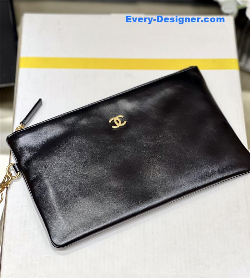 Ch**el 22 handbag medium