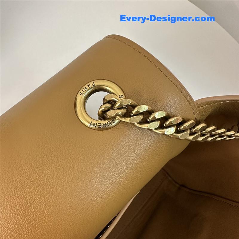 Y51 kate logo suede chain bag