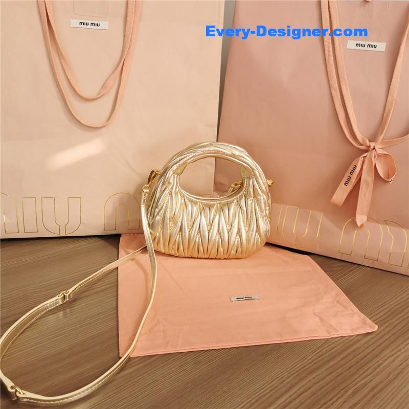 M1um1u new mini miuwander handbag