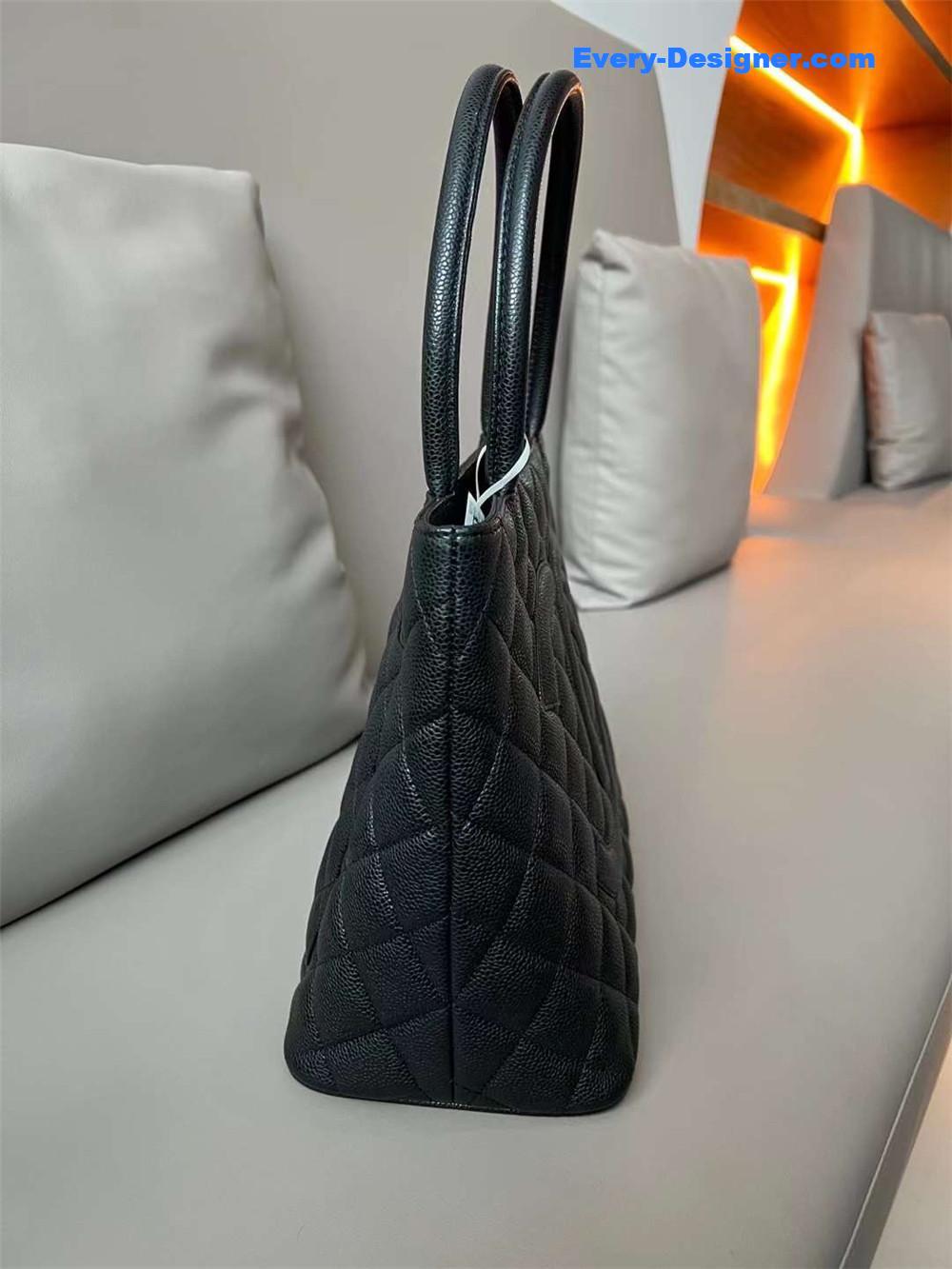 Ch**el classic handbag