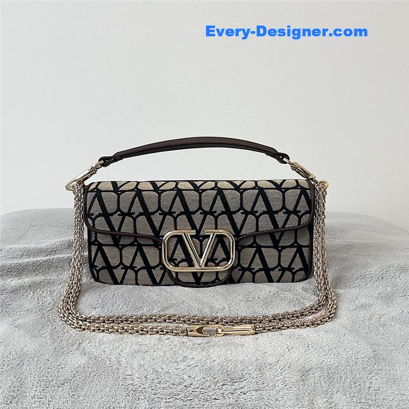 Va1e*ntin0 v logo mini loc¨° bag in calfskin