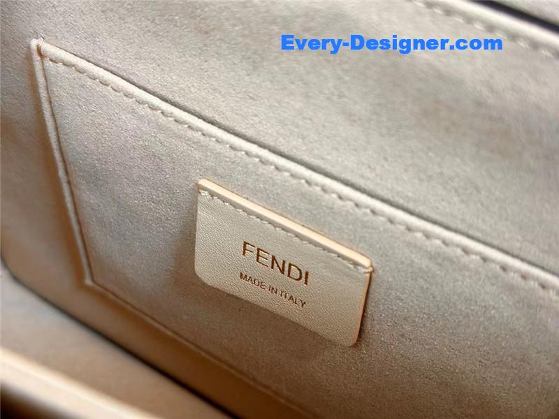 F**di kan i ff shoulder bag