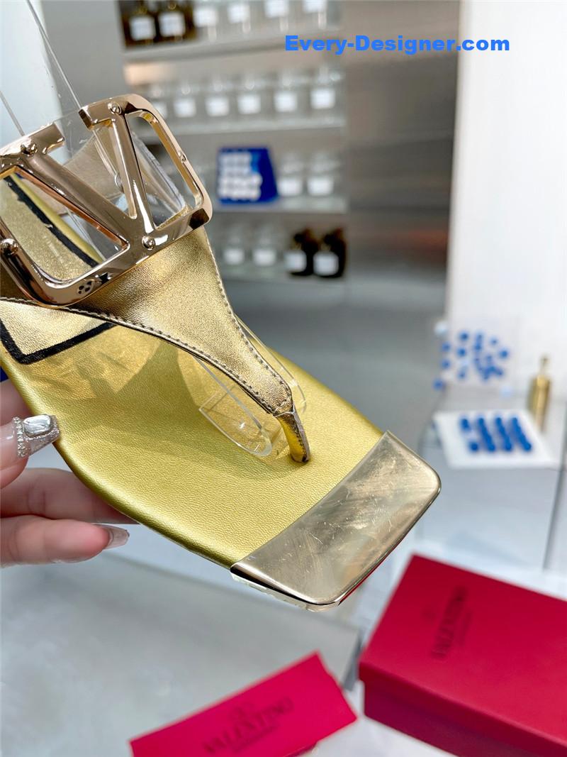 Va1e*ntin0 early spring new leather fabric slippers