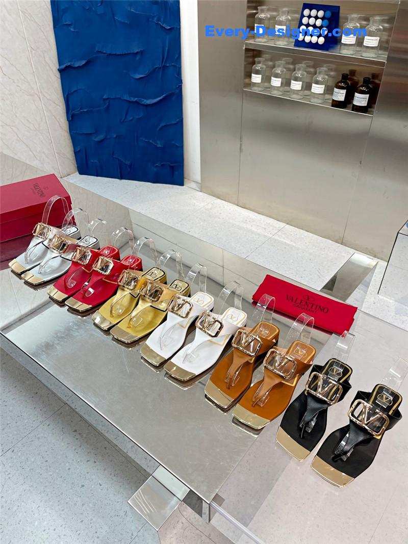 Va1e*ntin0 early spring new leather fabric slippers