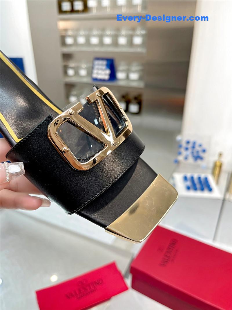 Va1e*ntin0 early spring new leather fabric slippers