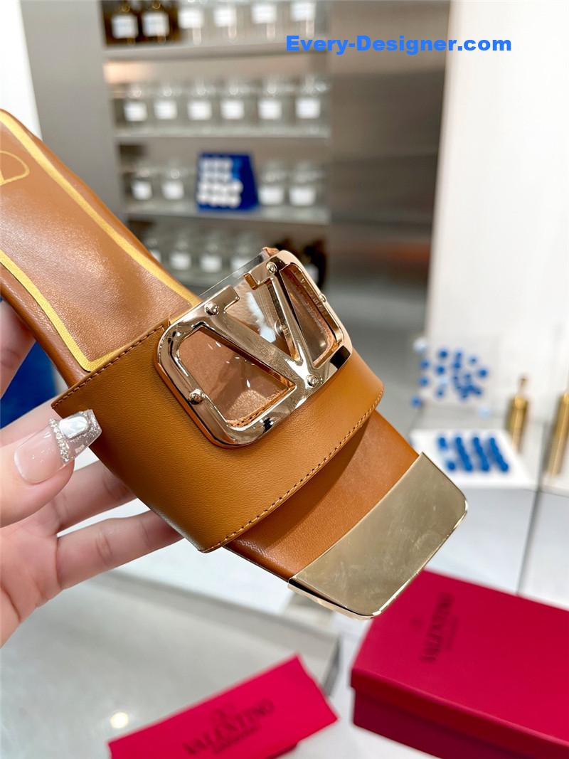 Va1e*ntin0 early spring new leather fabric slippers