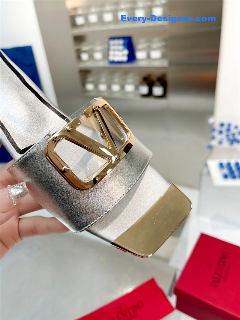 Va1e*ntin0 early spring new leather fabric slippers