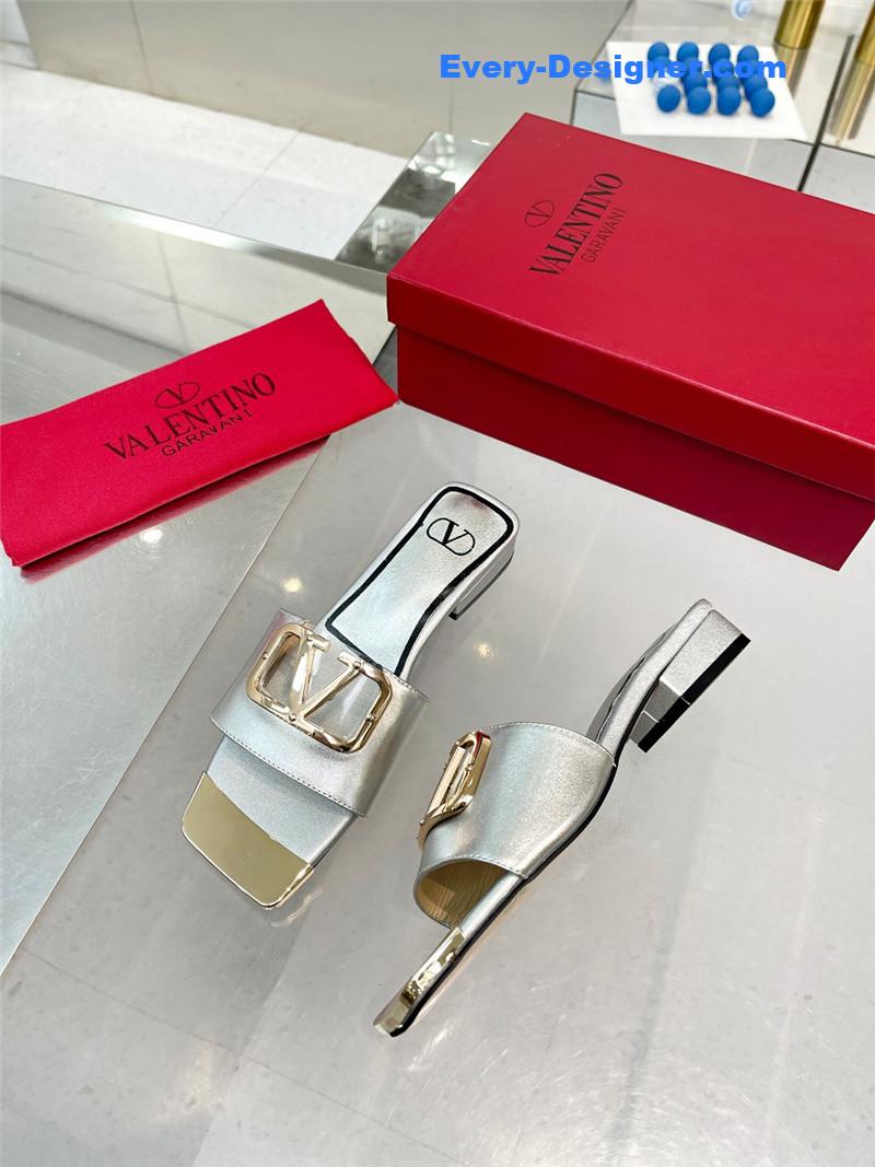 Va1e*ntin0 early spring new leather fabric slippers