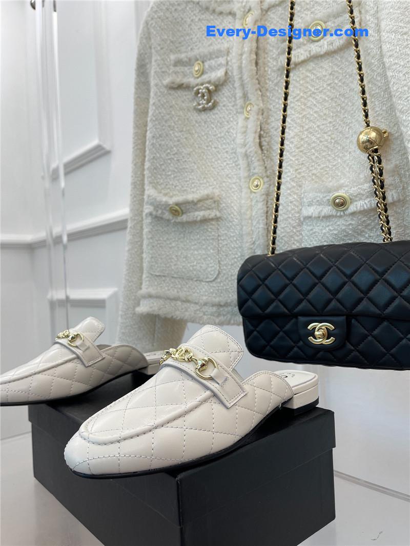 CC rhombic horsebit loafer slippers