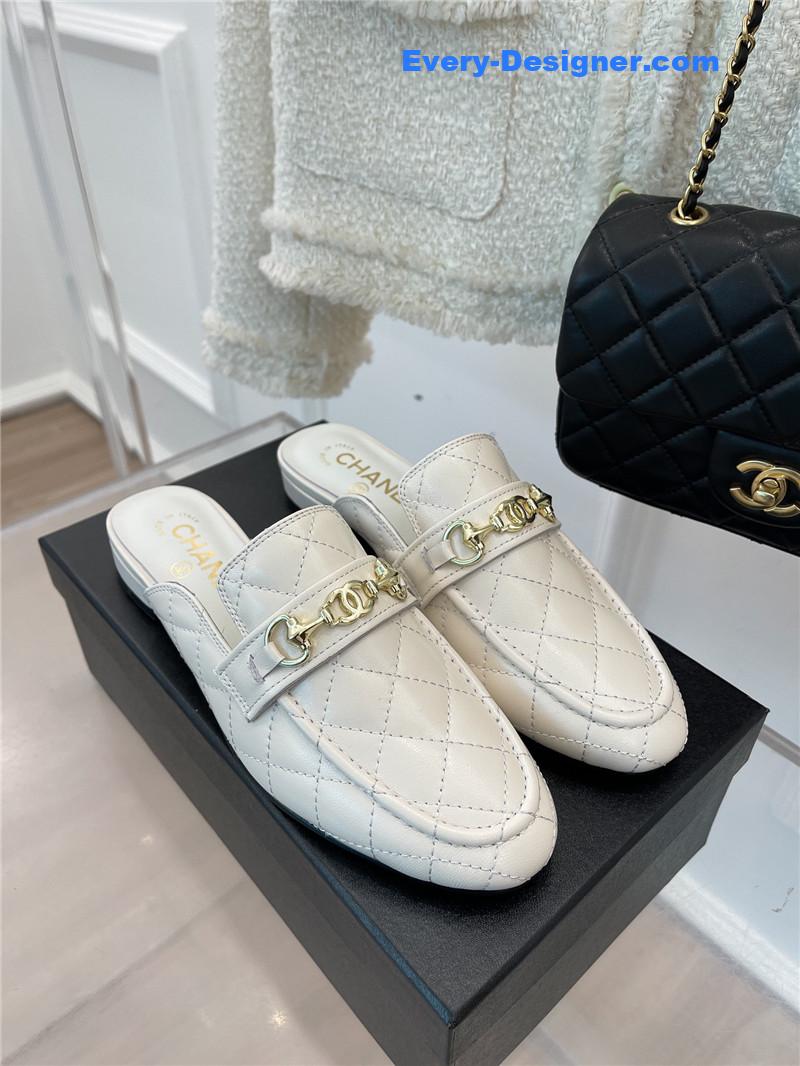 CC rhombic horsebit loafer slippers