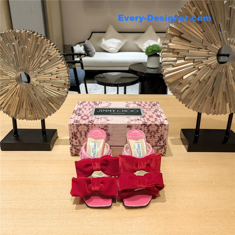 J1m*y Ch00 bow crinkle sandals