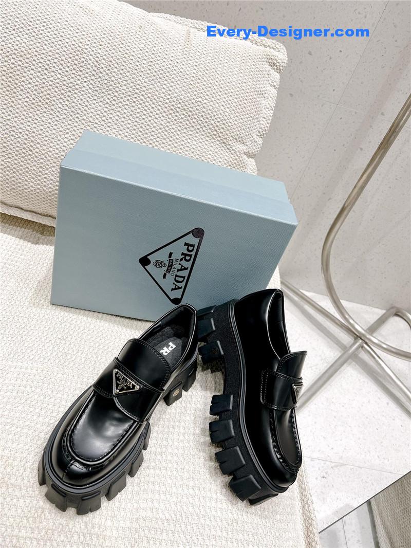 Pra*a patent leather loafers