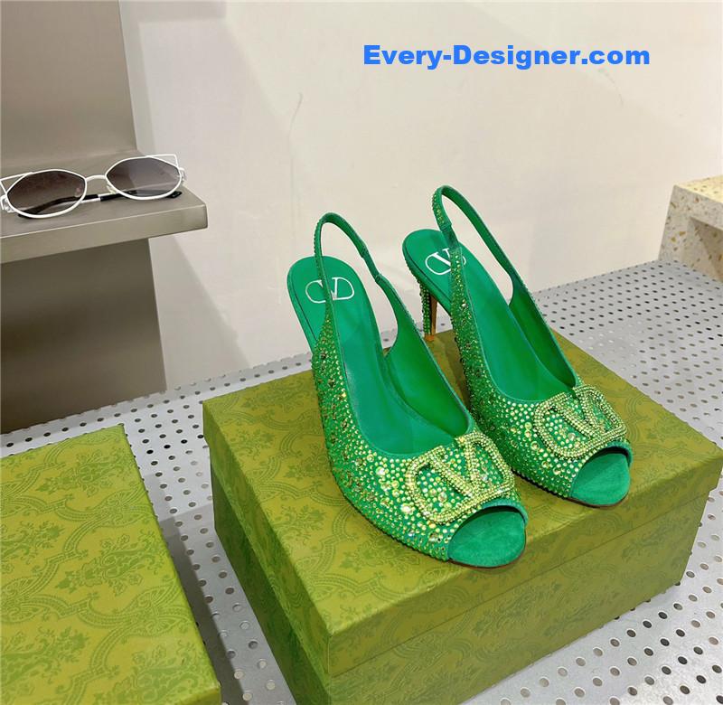 va1e*ntin0 D1am0nd v buckle high heel sandals