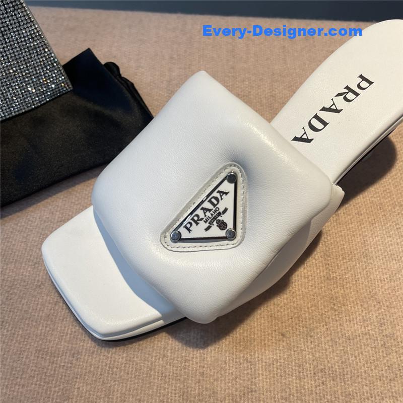 Pra*a latest hot style slippers