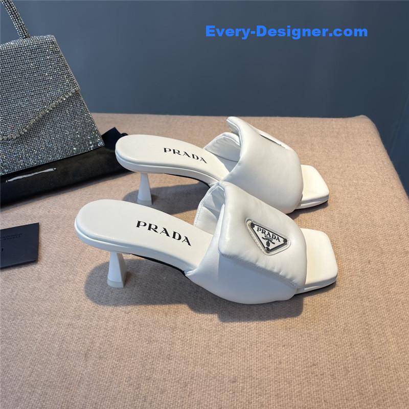 Pra*a latest hot style slippers