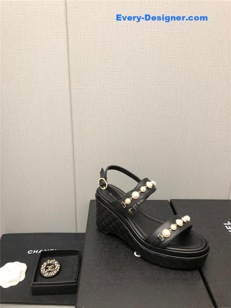 CC pearl series slippers