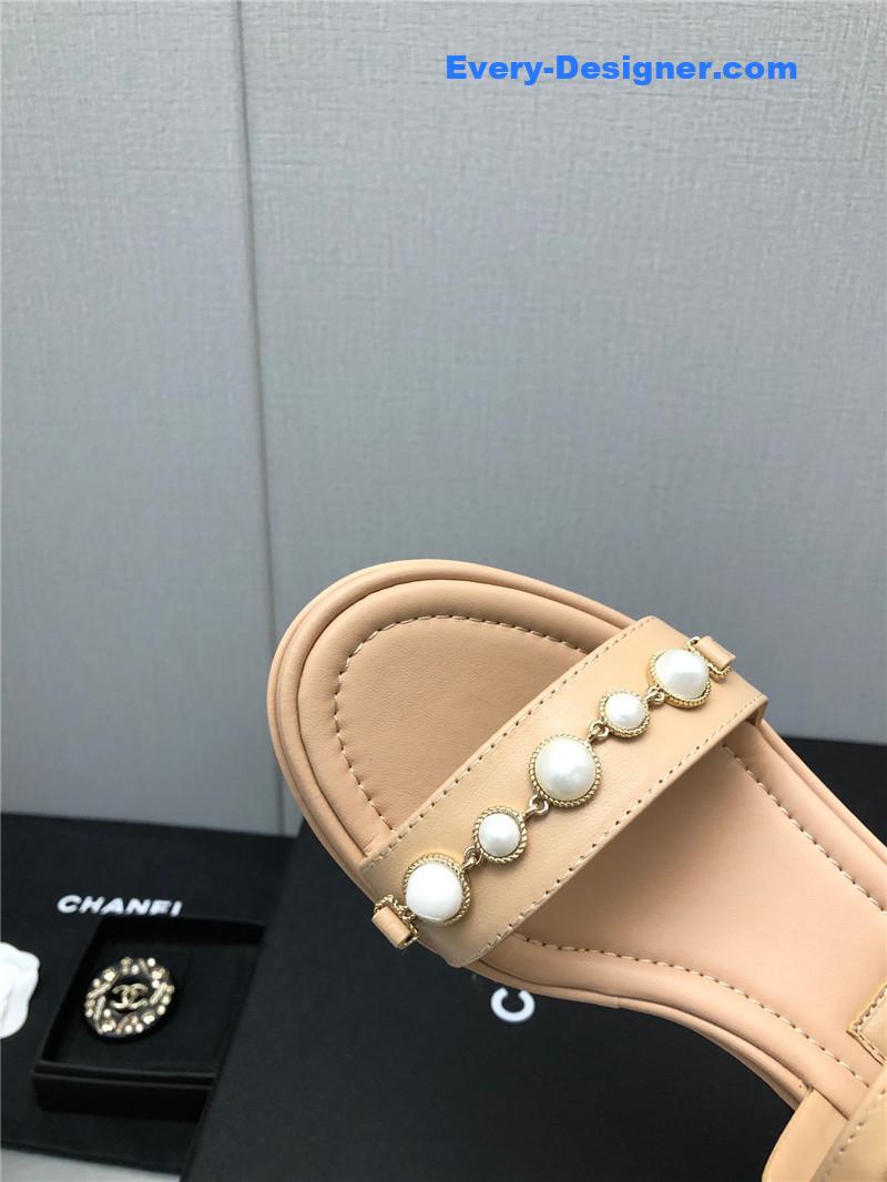 CC pearl series slippers