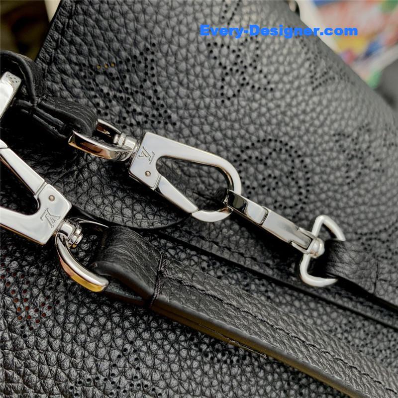 l0vis Vvtt0n lv blossom large mahina bag