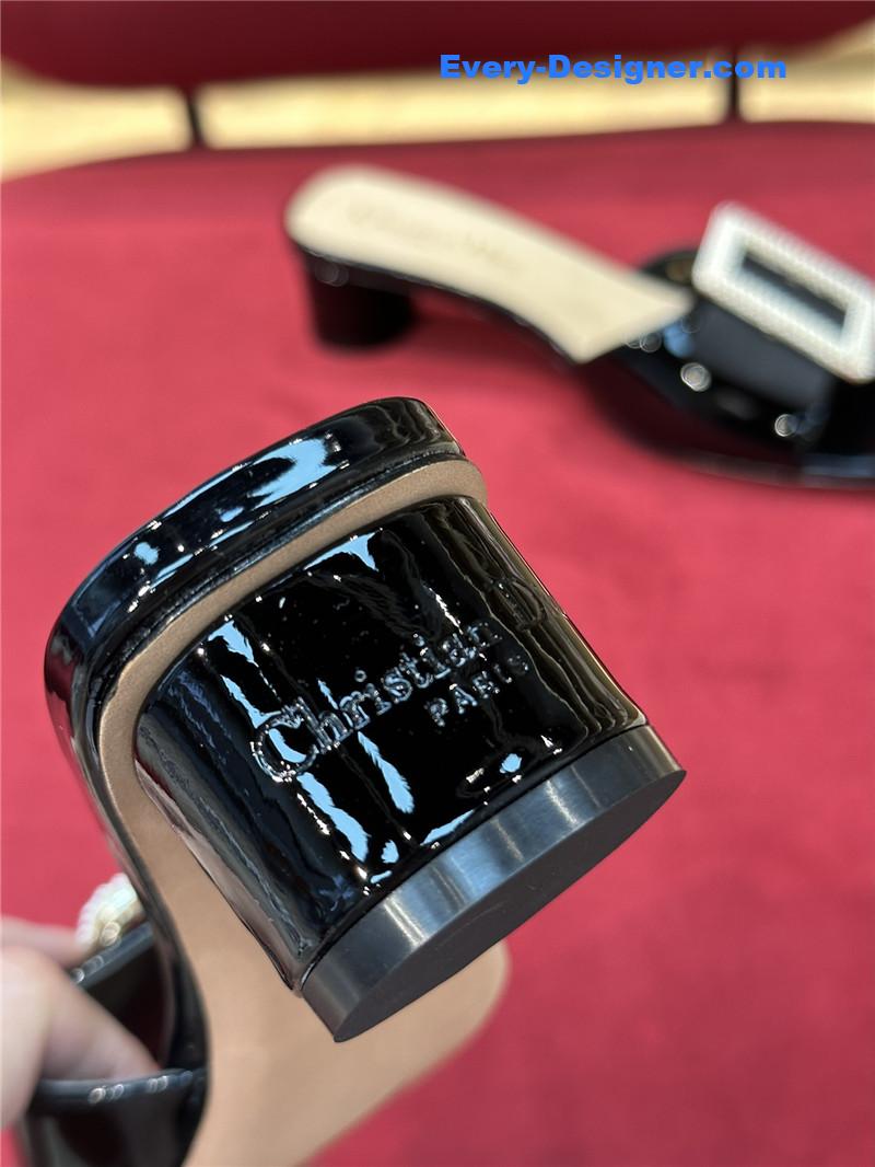 D10r spring summer small heel slippers