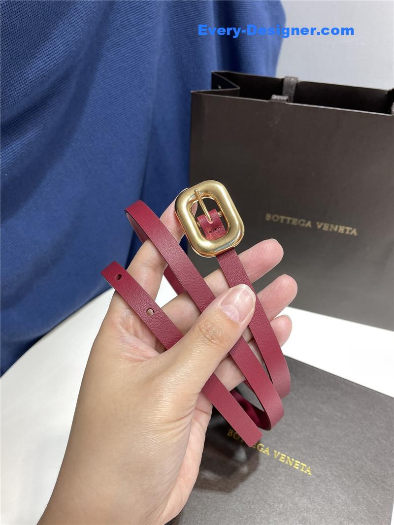 b0tt*ga Ven*ta chain link leather belt