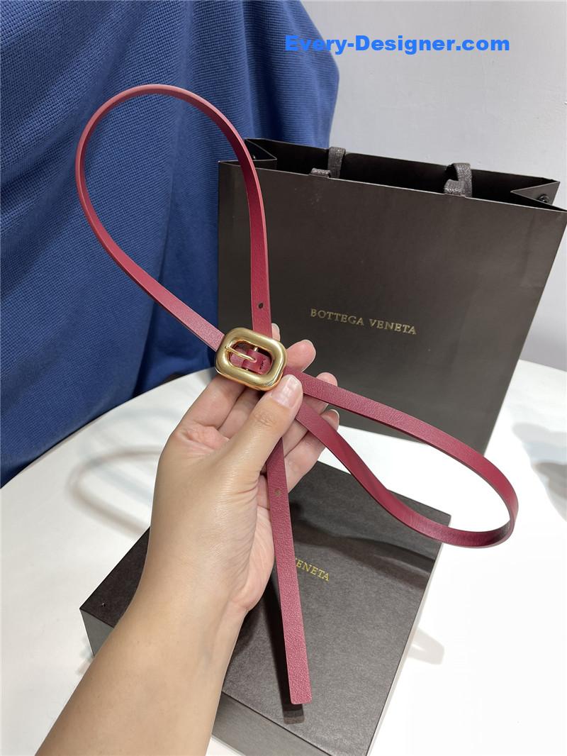 b0tt*ga Ven*ta chain link leather belt