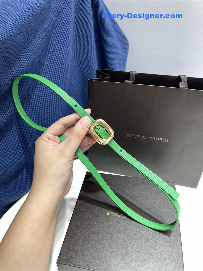 b0tt*ga Ven*ta chain link leather belt