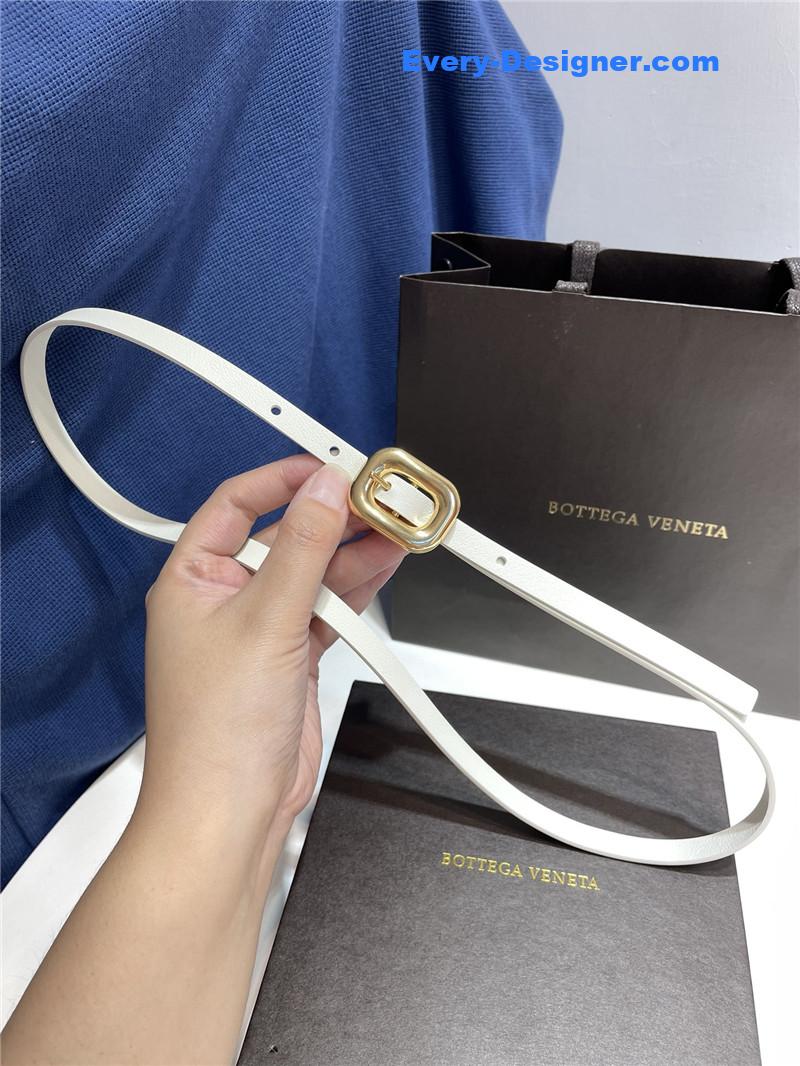 b0tt*ga Ven*ta chain link leather belt