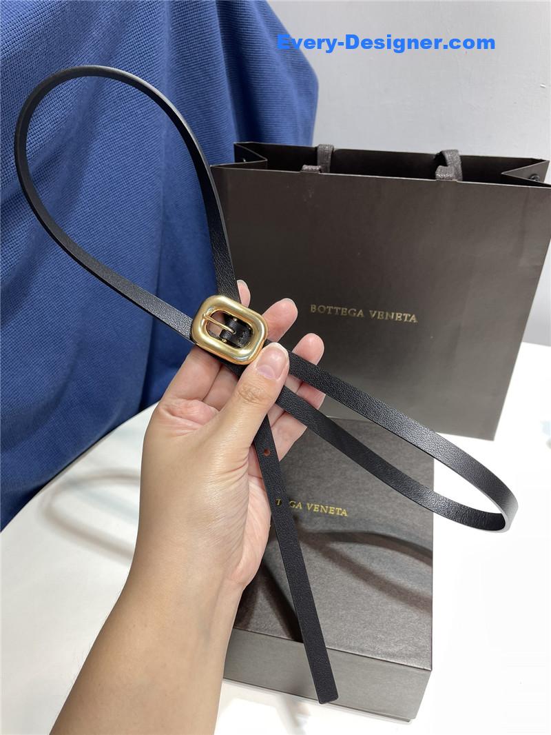 b0tt*ga Ven*ta chain link leather belt