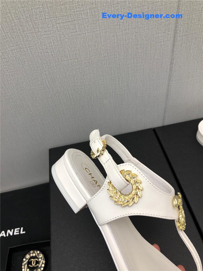 CC new C buckle sandals