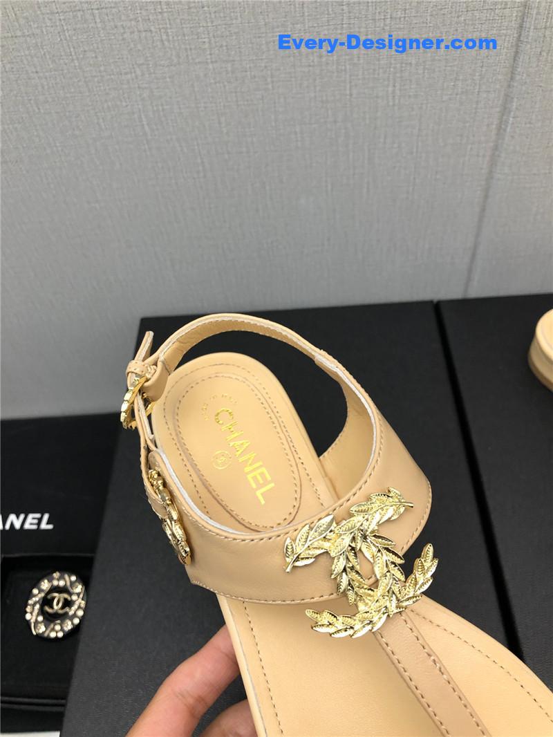 CC new C buckle sandals