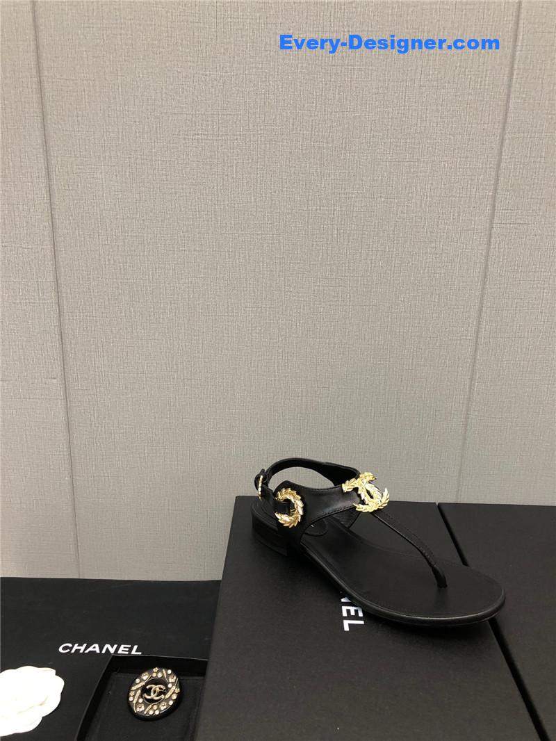 CC new C buckle sandals