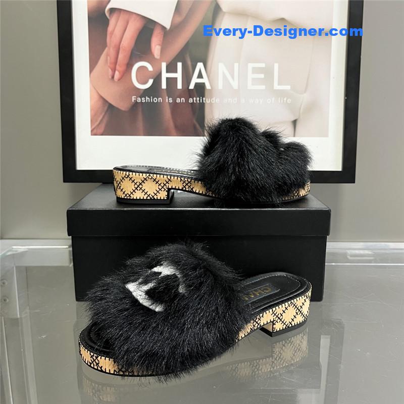 CC new wool slippers