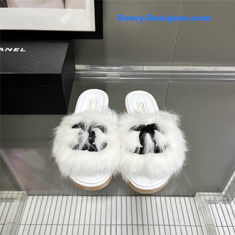 CC new wool slippers