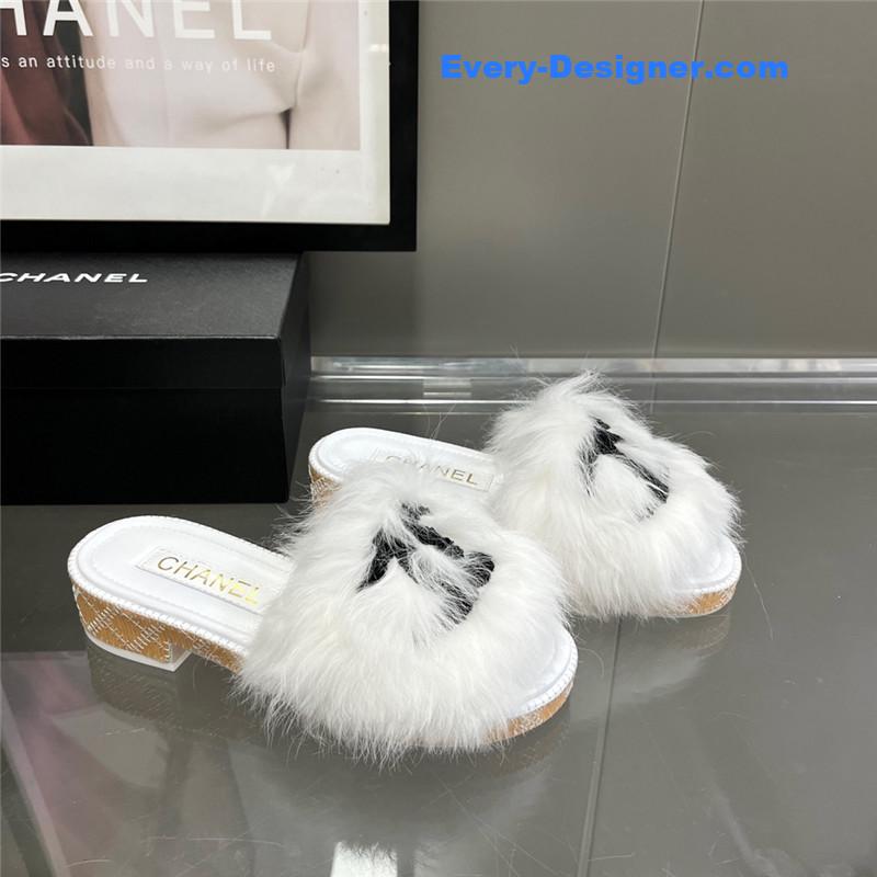 CC new wool slippers