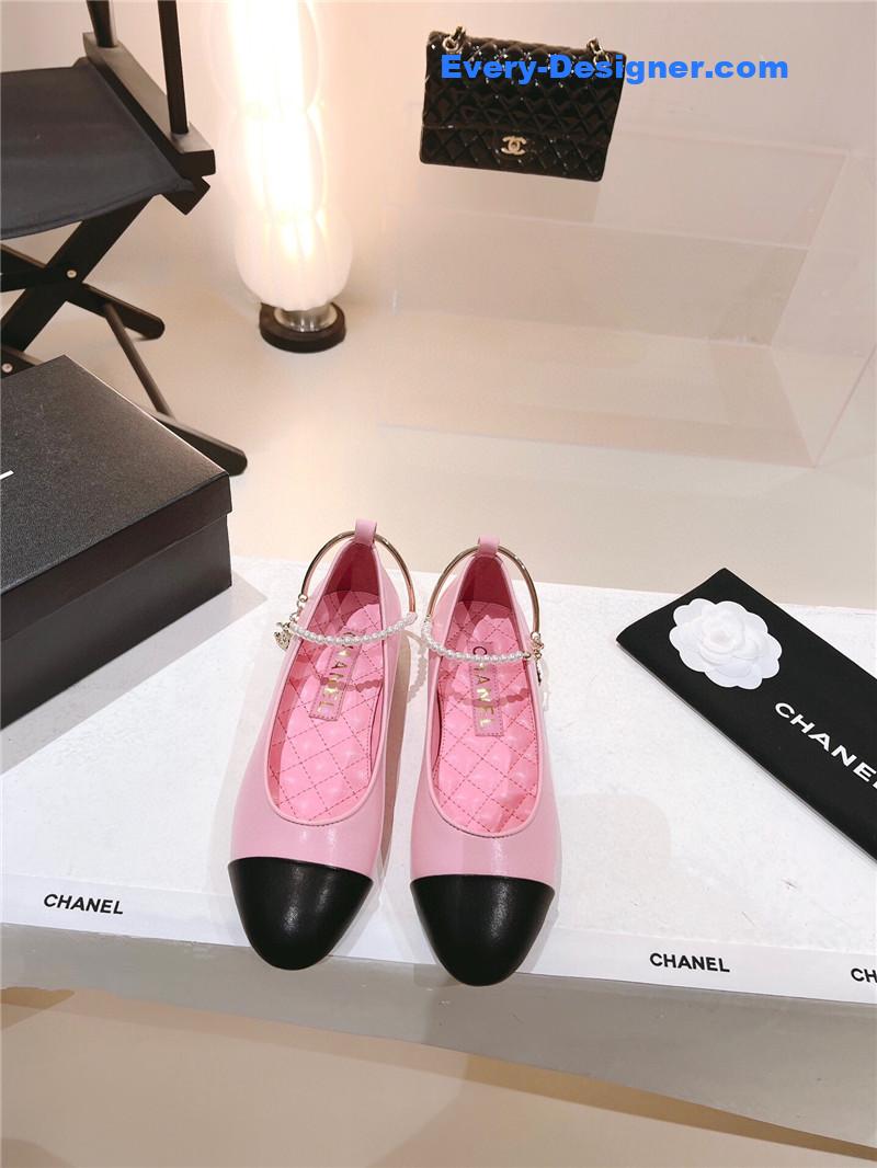 CC 23C pearl Mary Jane shoes