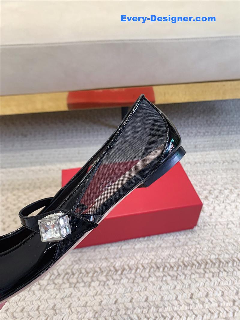 Roger vivier new pointed toe flat Mary Jane shoes