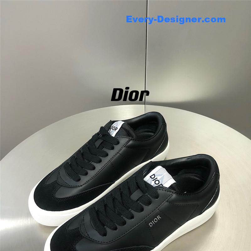 D10r low top sneakers