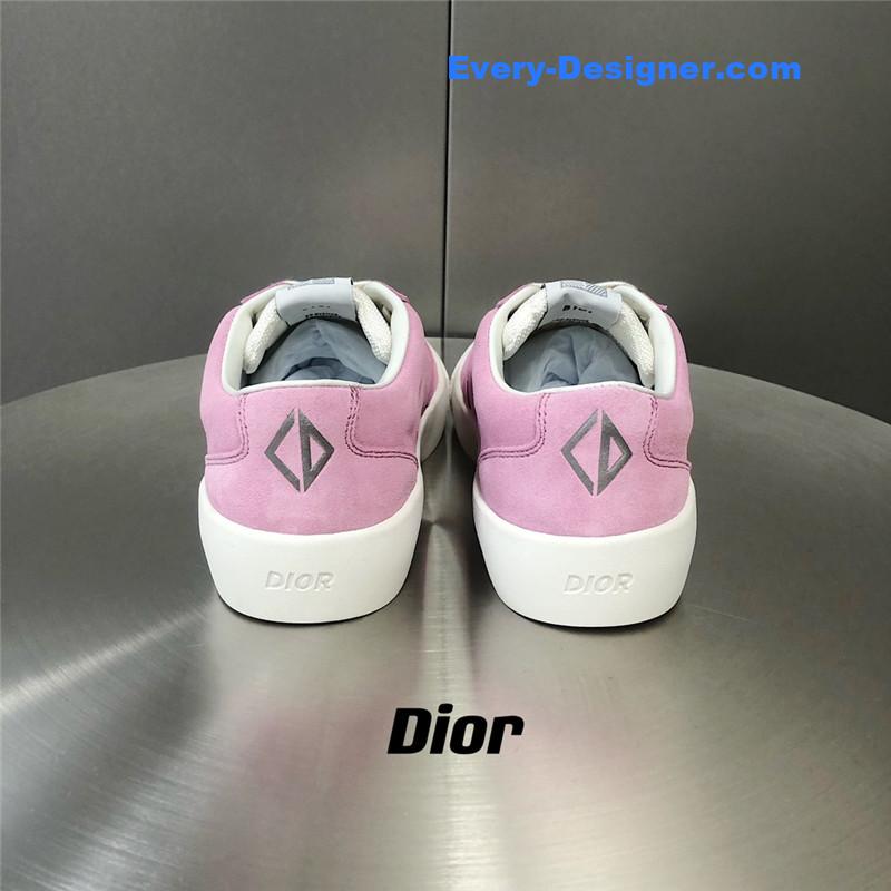 D10r low top sneakers