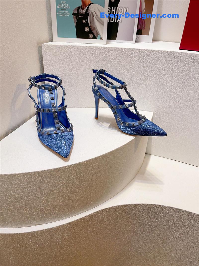 Va1e*ntin0 spring summer versatile sandals