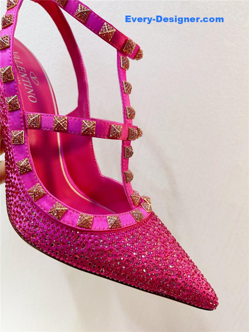 Va1e*ntin0 spring summer versatile sandals