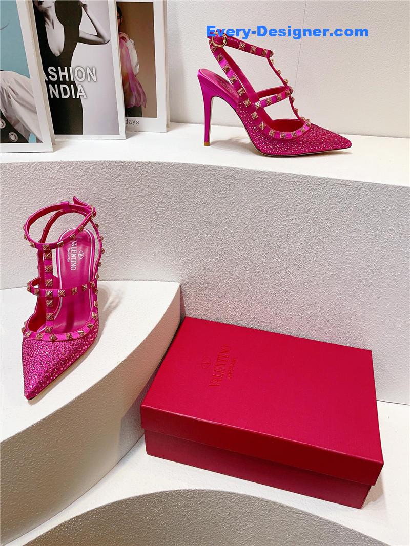 Va1e*ntin0 spring summer versatile sandals