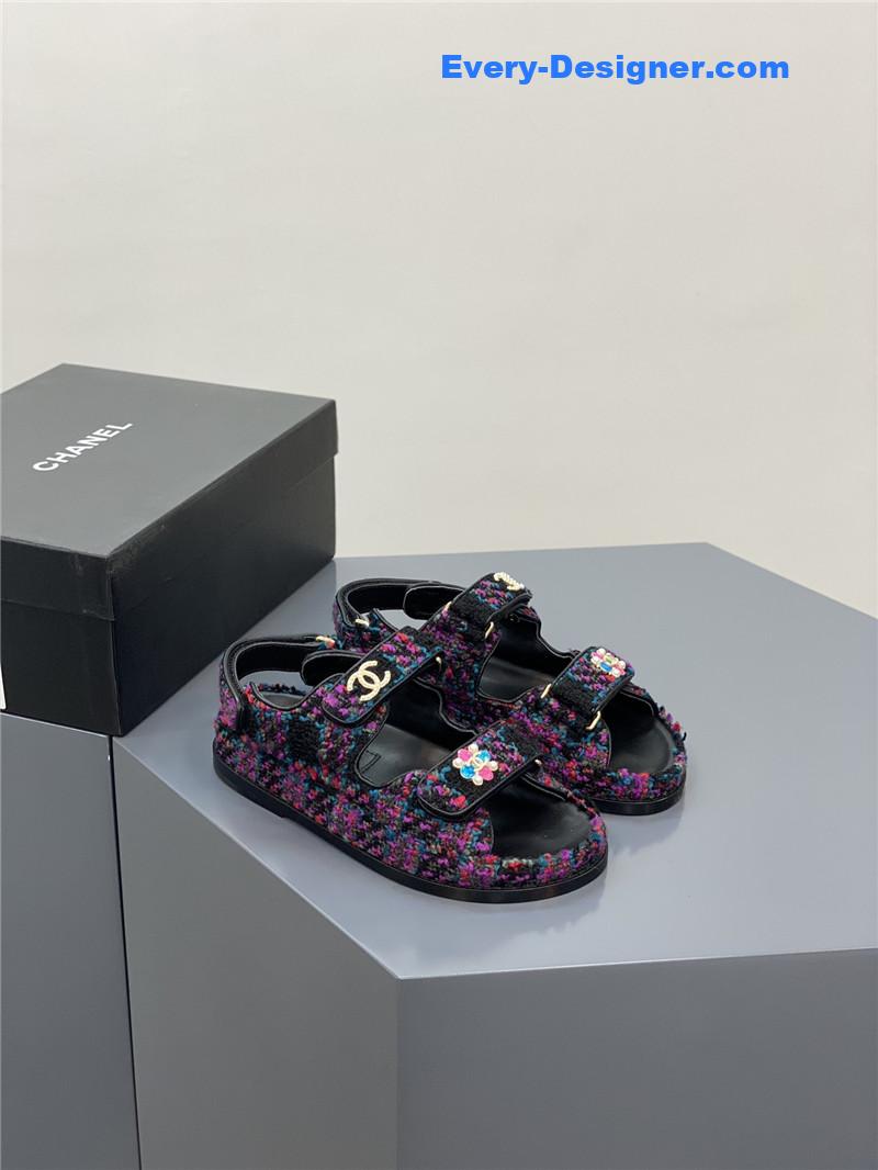 CC classic pearl buckle Velcro sandals