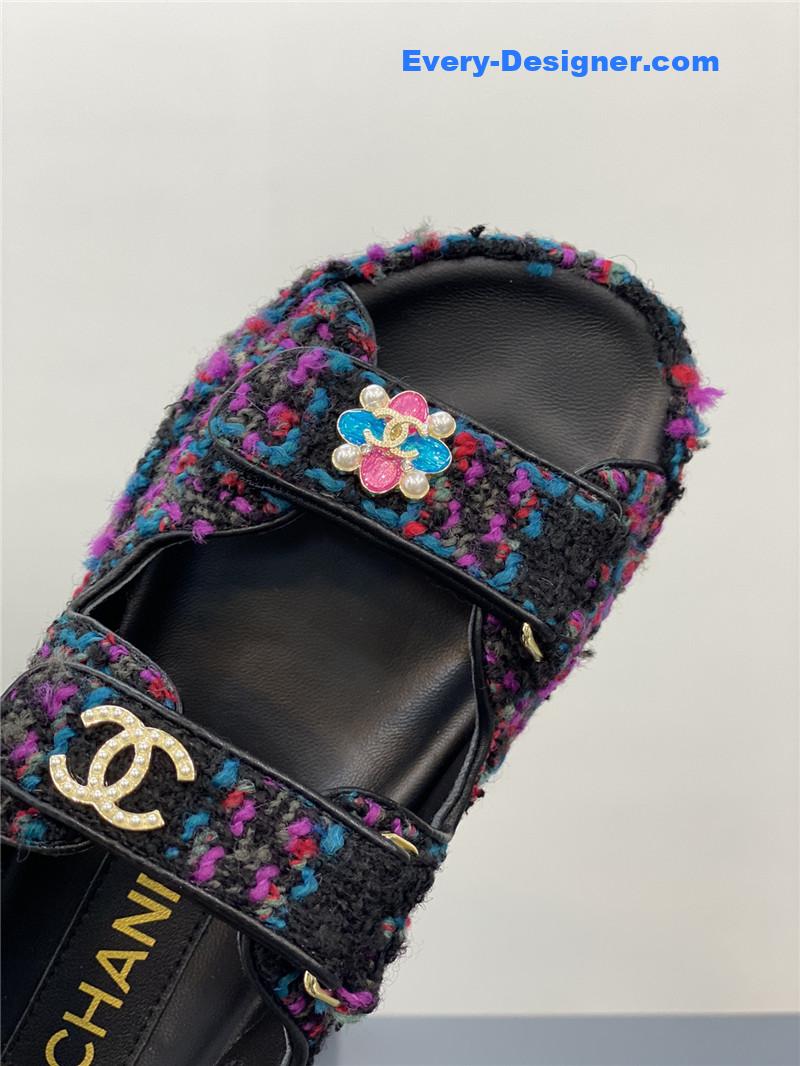 CC classic pearl buckle Velcro sandals
