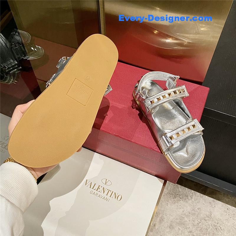 Va1e*ntin0 beach stud sandals in leather with velcro