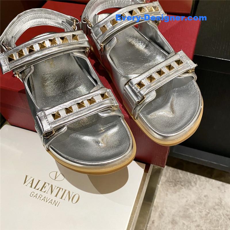 Va1e*ntin0 beach stud sandals in leather with velcro