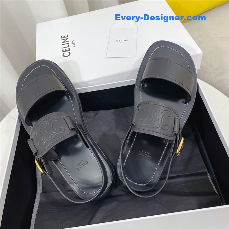 Ce1i*e clea triomphe black leather sandal