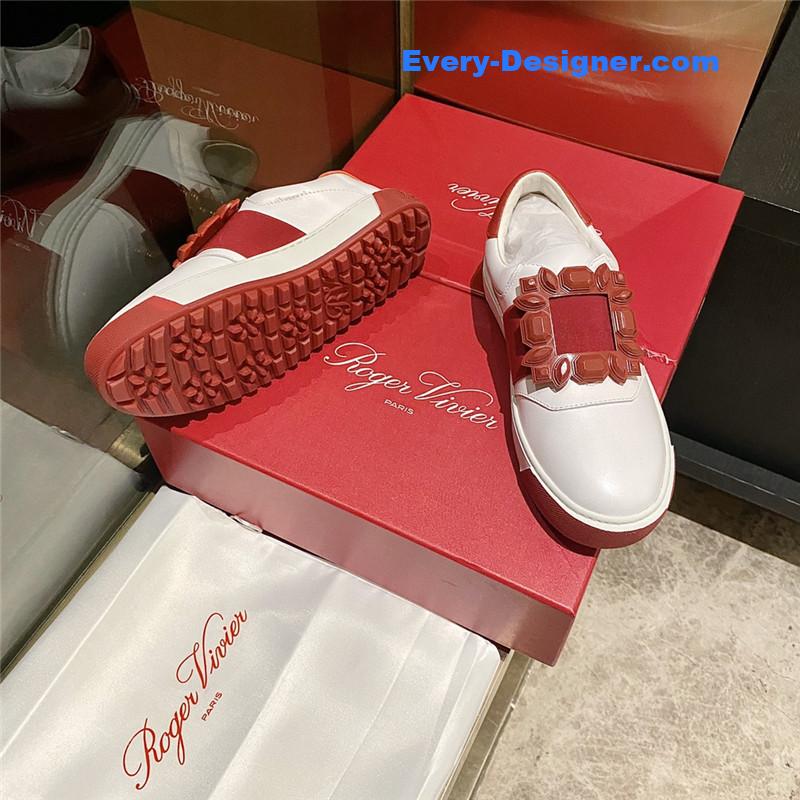 roger vivier full leather D1am0nd buckle tassel loafers