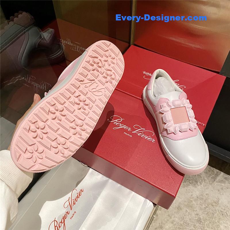 roger vivier full leather D1am0nd buckle tassel loafers