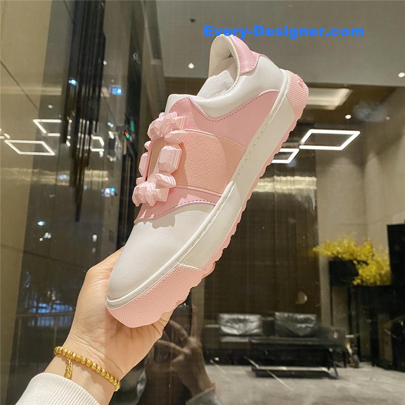 roger vivier full leather D1am0nd buckle tassel loafers