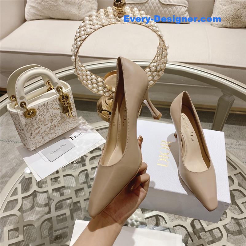 D10r spring and summer classic retro high heel shoes